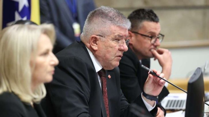 4464d7b1-215d-4263-98c2-774f82d86b92